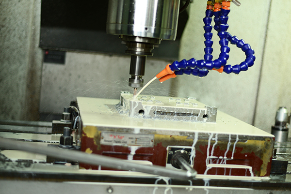 貿(mào)易戰(zhàn)是否會(huì)影響到模具行業(yè)？